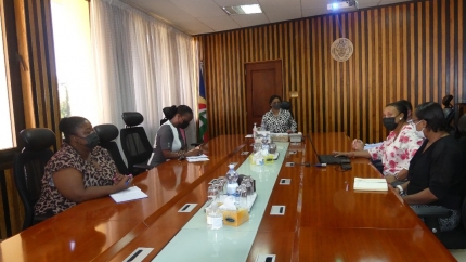 Minister Francourt meets with the Management team of Hilton’s property in Seychelles